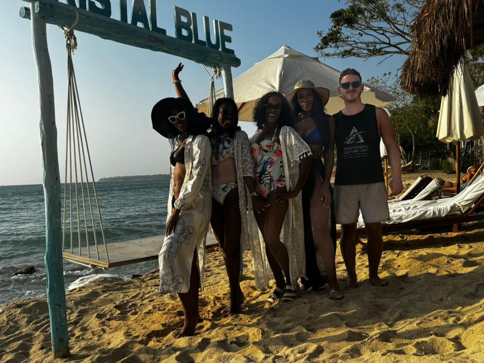 Cristal Blue Baru Hotel Pendales Екстериор снимка