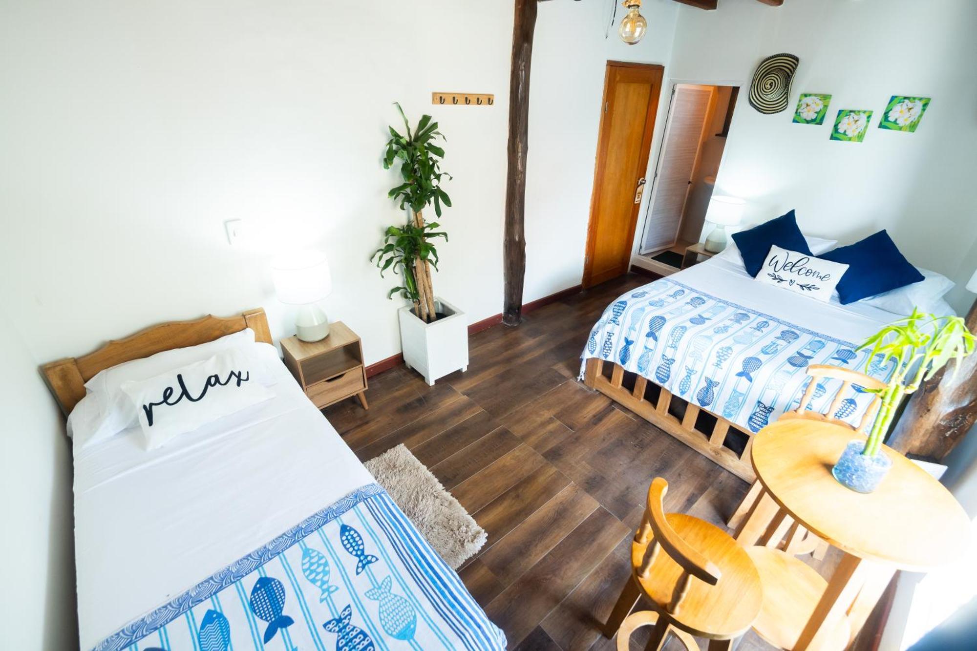 Cristal Blue Baru Hotel Pendales Екстериор снимка
