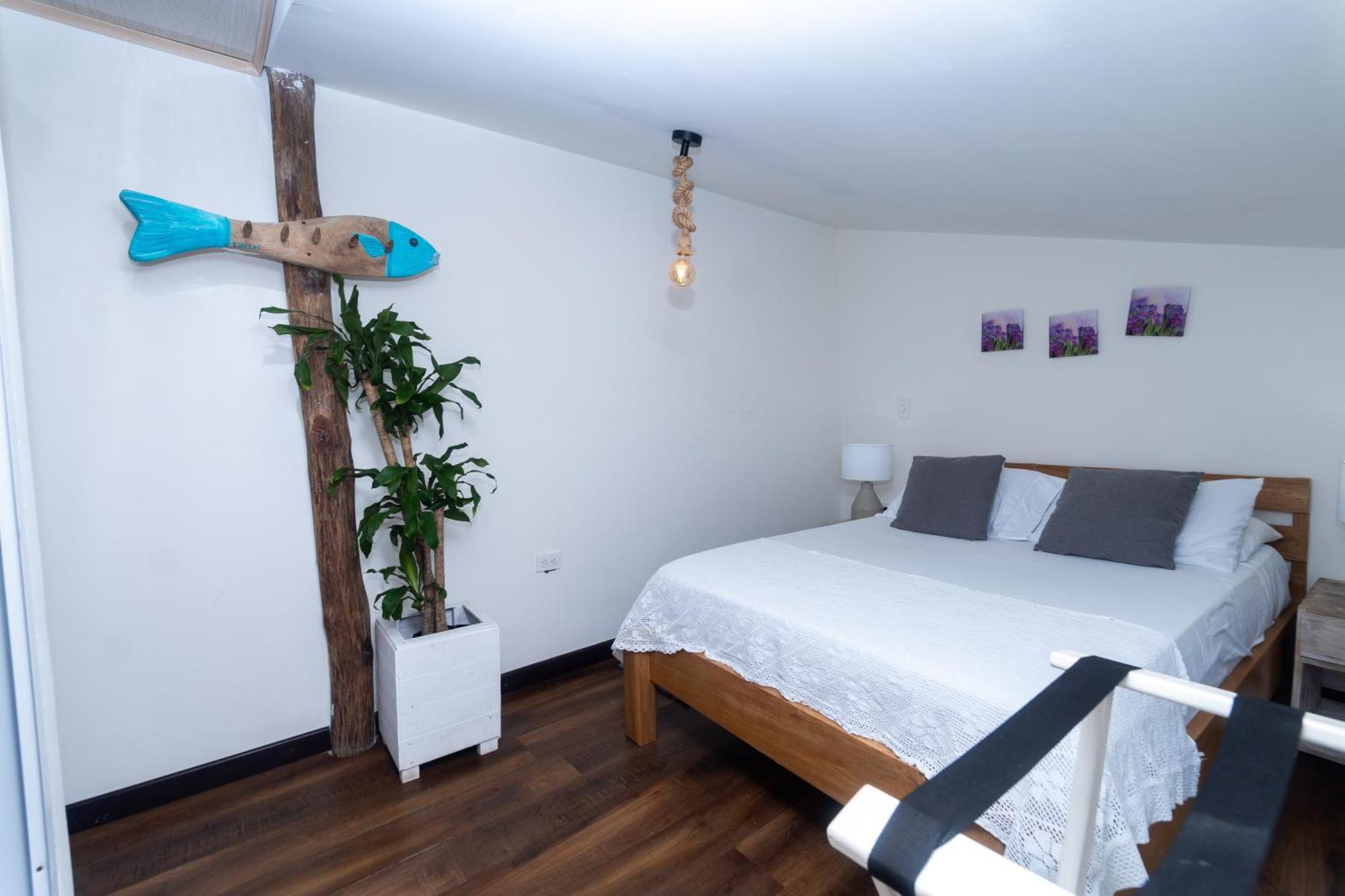 Cristal Blue Baru Hotel Pendales Екстериор снимка