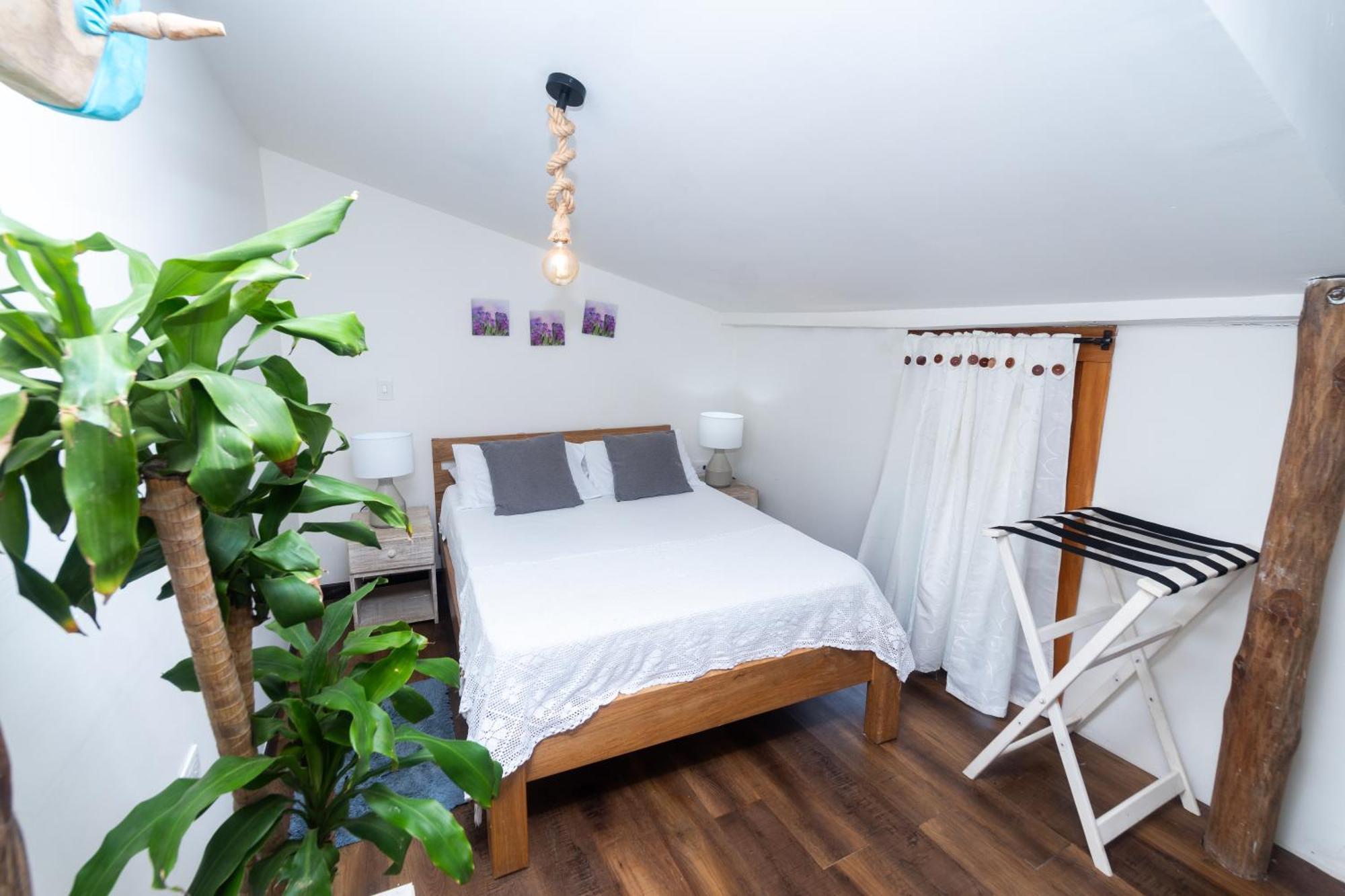 Cristal Blue Baru Hotel Pendales Екстериор снимка