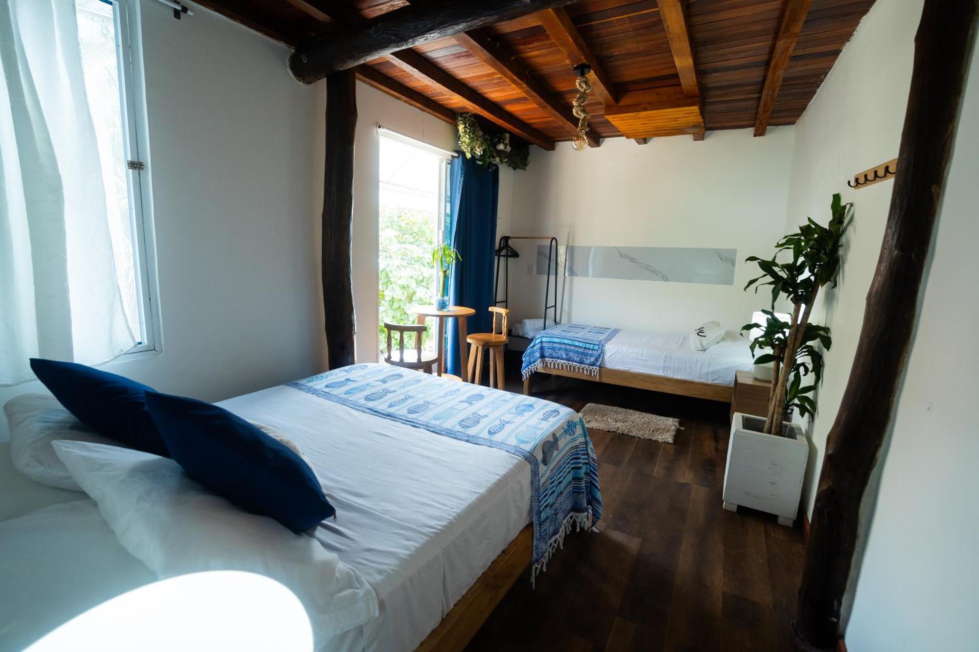 Cristal Blue Baru Hotel Pendales Екстериор снимка