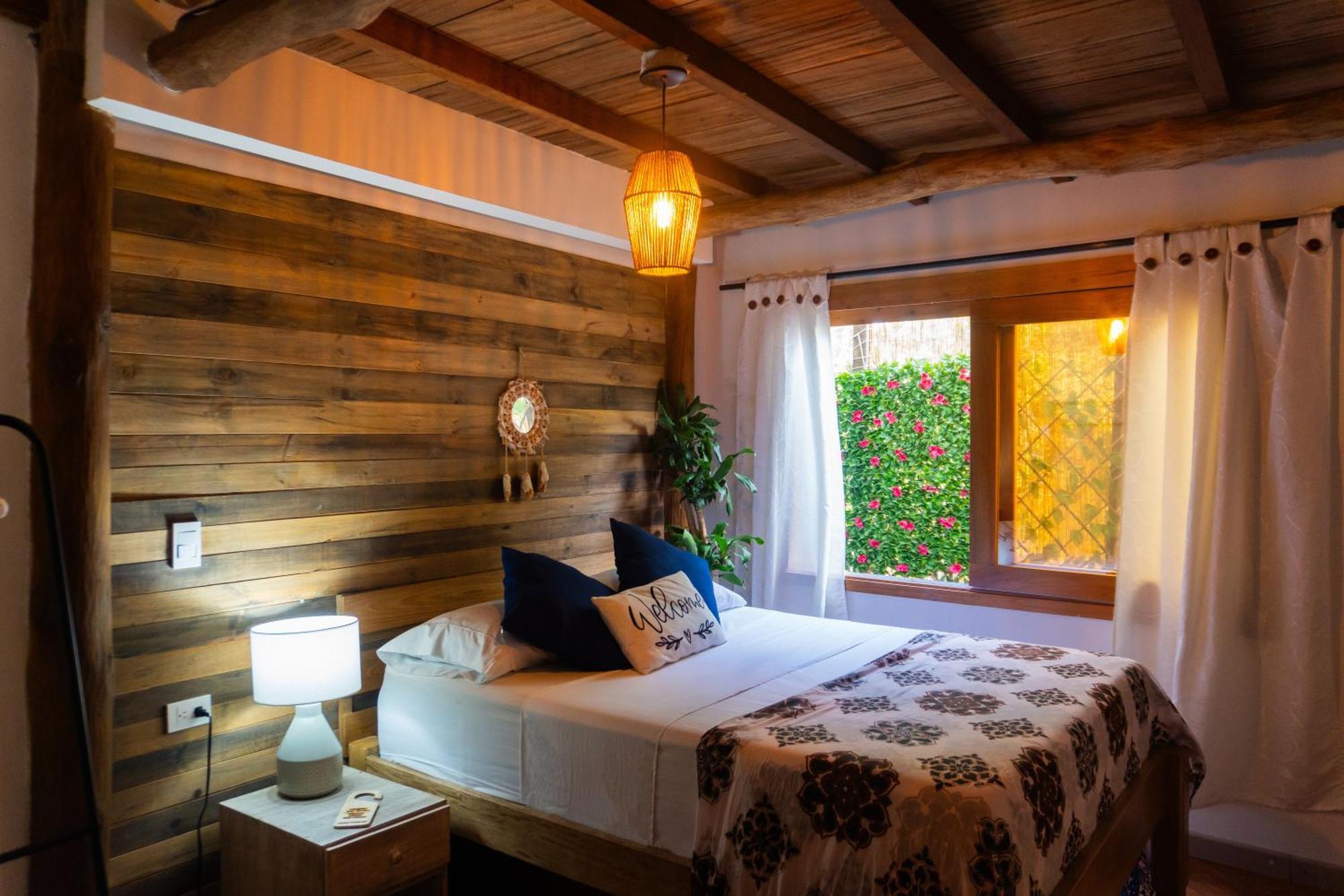 Cristal Blue Baru Hotel Pendales Екстериор снимка